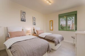 Beach Apartment El Sarmiento on Mojácar Playa - Second bedroom with two single beds